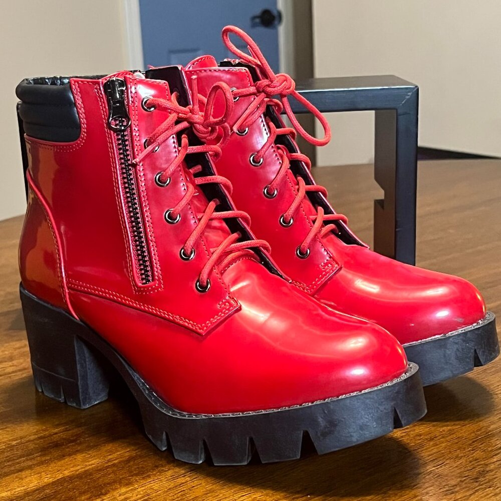 NEW Women's Round Toe Chunky Lugsole Lace-Up Ankle Boots Combat Boots Size 8.5